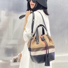 �߼���2025�������ˮͰ�����ǿ���Ƥ����ӷ����r������б���Ů