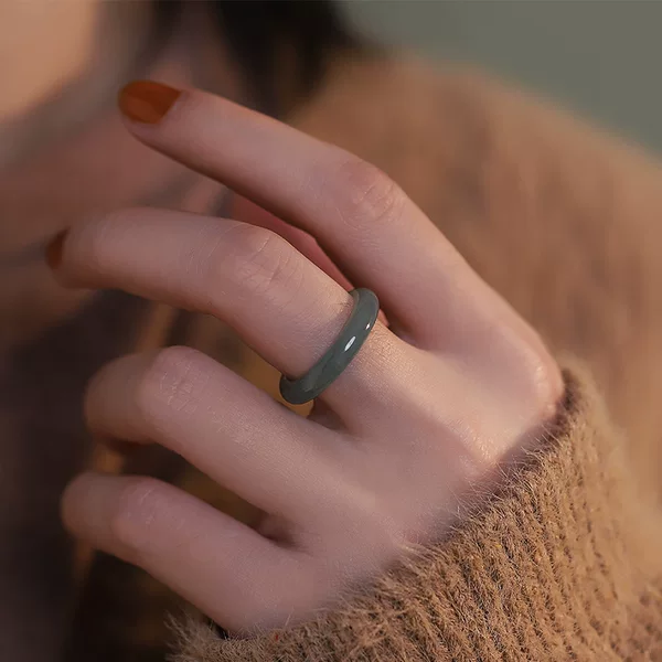 Jiangnan Yanyu White Tea Qinghuan Resin Ring Ring Women's Fashion Niche Personality National Style Index Finger Ring Casual Hand Accessories