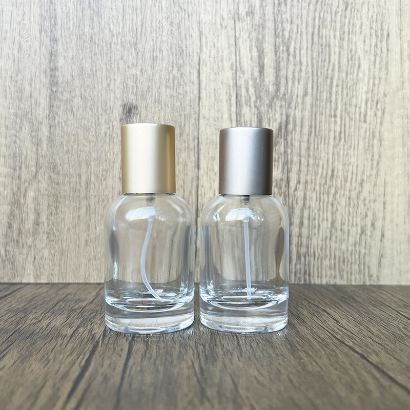现货 B245-30m简约圆瓶透明玻璃香水瓶化妆品分装瓶/按压喷雾空瓶