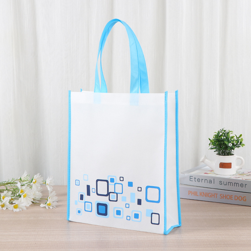 Bolsas de mano no tejidas de costura de automóviles de color bolsas de mano portátiles de ropa de compras bolsas de regalo no tejidas