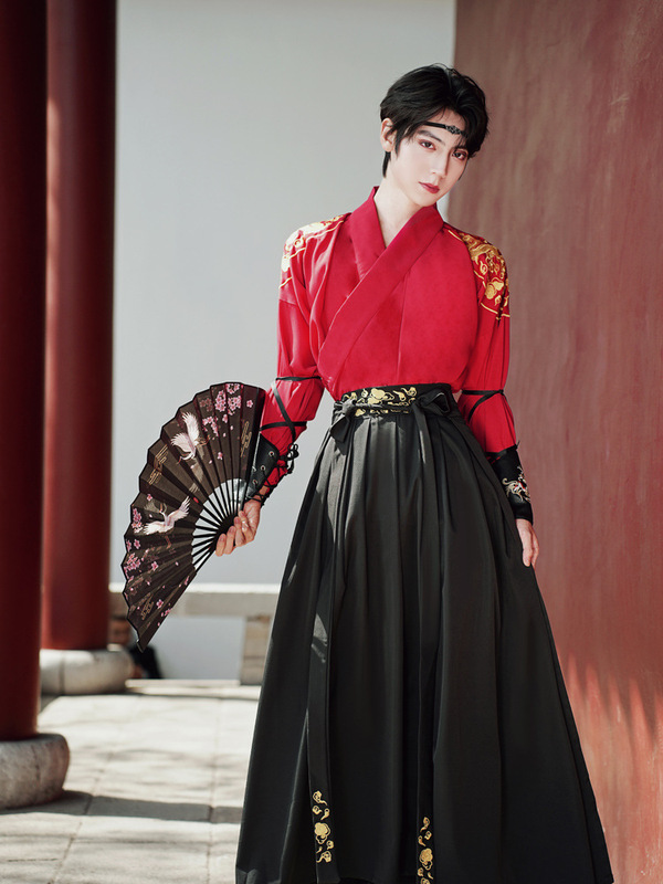 Hanfu dragon pattern gold thread embroidery collar martial arts couple antique chivalrous men and women plus size suit price limit 40 Hanfu dragon pattern gold thread embroidery collar martial arts couple antique chivalrous men and women plus size suit price limit 40