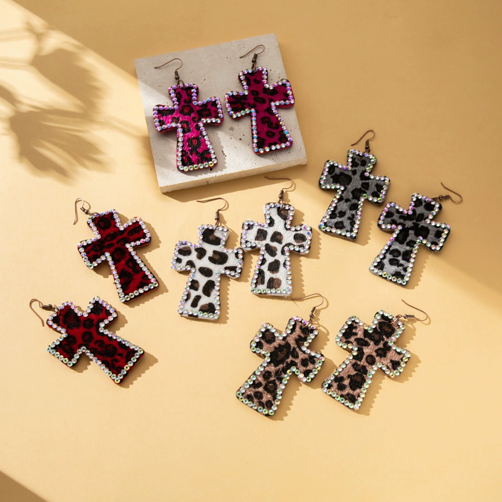 Ручная работа ins Сибуя Горячая девушка y2k нишевые личности Японские элементы преувеличенные крест кожаные леопардовые серьги