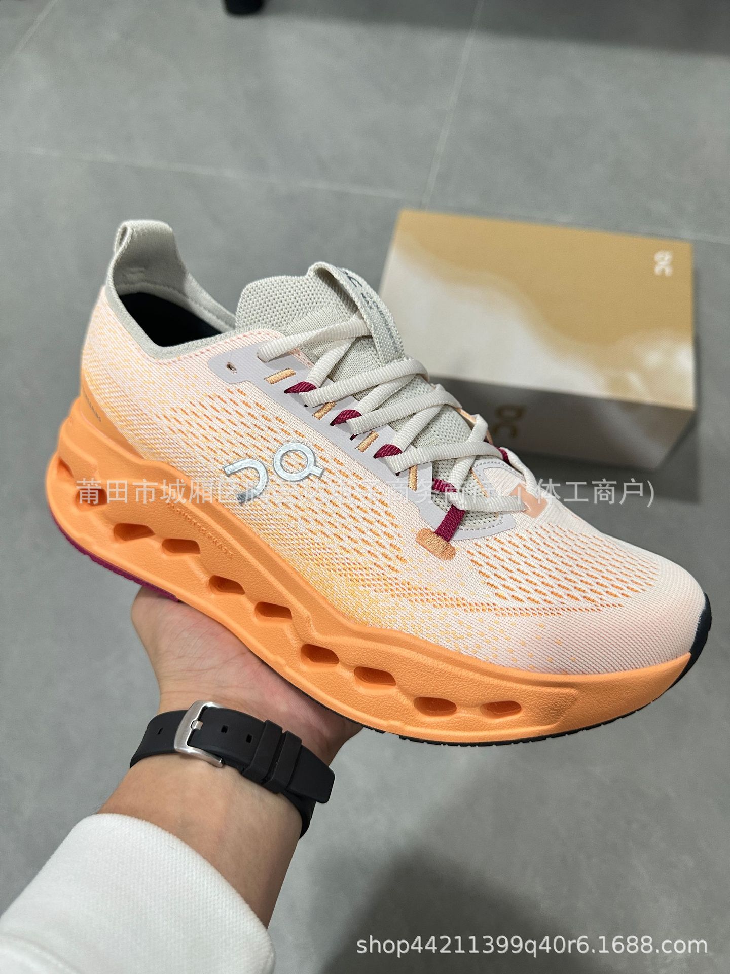 Fábrica de zapatos Putian Onn Run Cloudsurfer Max cómodos y transpirables zapatos deportivos casuales para hombres y mujeres