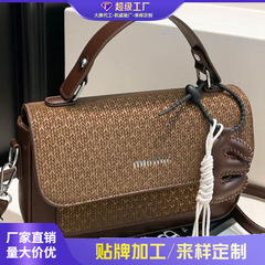 跨境韩版时尚包包女2025新款秋冬简约气质小方包小众单肩斜跨包潮