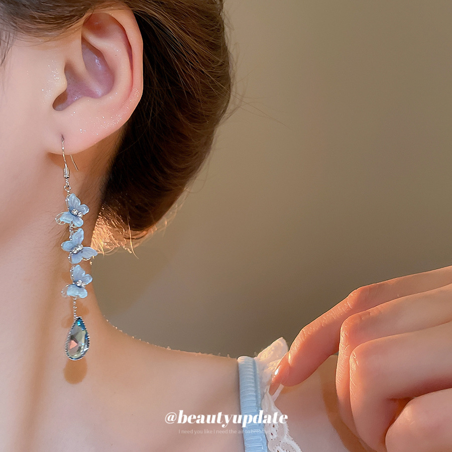 Pendientes de gota de agua con borlas de mariposa con incrustaciones de diamantes Pendientes de gancho de viento de vacaciones junto al mar de verano Pendientes de temperamento Sense de diseño nicho