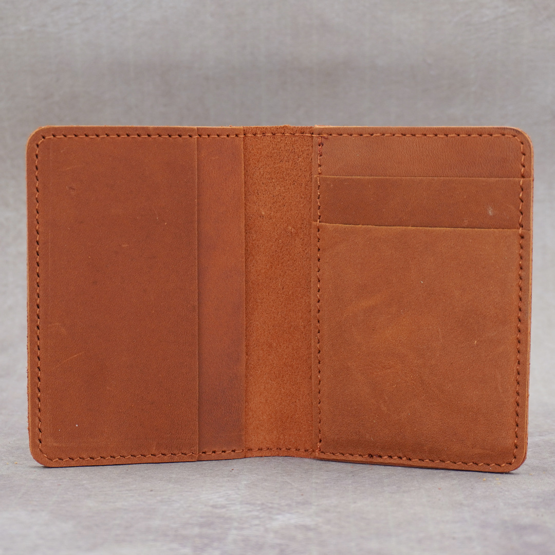 1052 titular de la tarjeta de cuero de los hombres Crazy Horse titular de la licencia de conducir de cuero retro marrón simple comercio exterior caliente láser