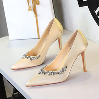 1926-2 Fashionable Banquet High Heels with Thin Heels, Shallow Mouth, Sharp Point, Silk, Water Diamond, Ultra High Heels, Single Shoes for Women