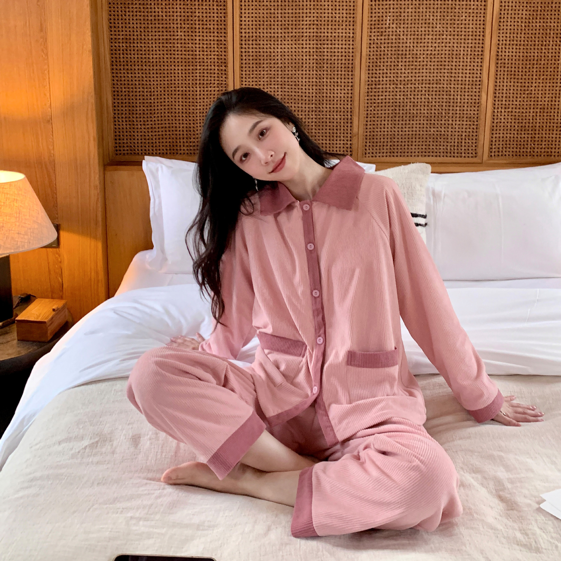 2023 겨울 새로운 코듀로이 기모 여성 잠옷 따뜻한 실버 여우 벨벳 세트 원피스 배달