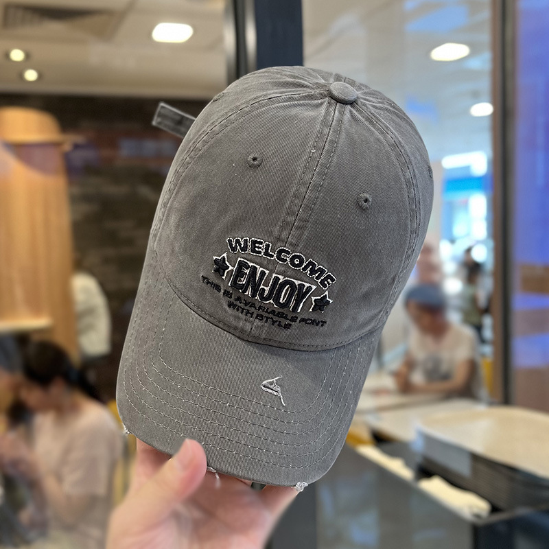 Sombreros de béisbol bordados de letras retro estadounidenses mujeres primavera y otoño calles versátiles muestran cara pequeña sombrero de boca de pato de pareja