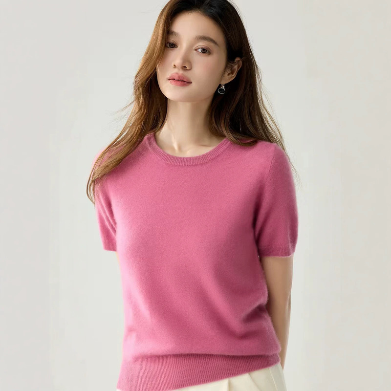 Classic cashmere short-sleeve women's round-neck loose pullover knit sweater, half-sleeve top for layering Classic cashmere short-sleeve women's round-neck loose pullover knit sweater, half-sleeve top for layering
