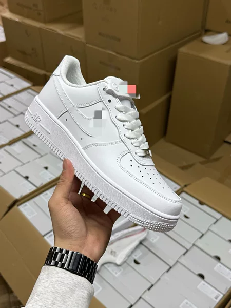 Putian Shoes Air Force One Af1 Classic Low-Top Af1 Men's and Women's Pure White Air Force Sneakers Couple's Sports Sneakers