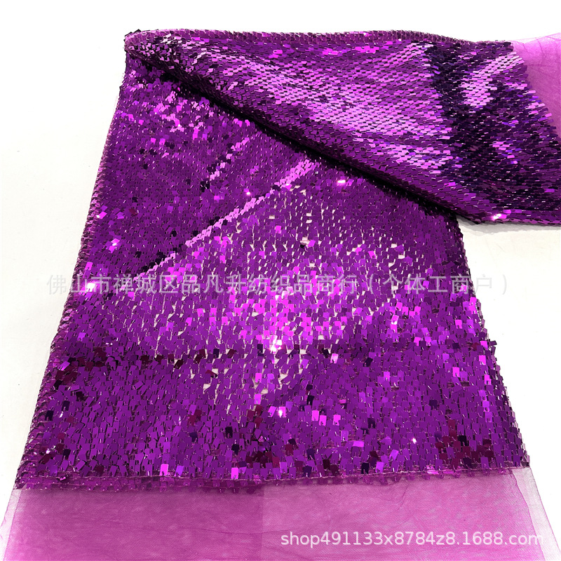 Fabricante nuevo 20 color pequeño rollo largo sequinilla tela de malla ropa de moda decoración de ropa de boda tela