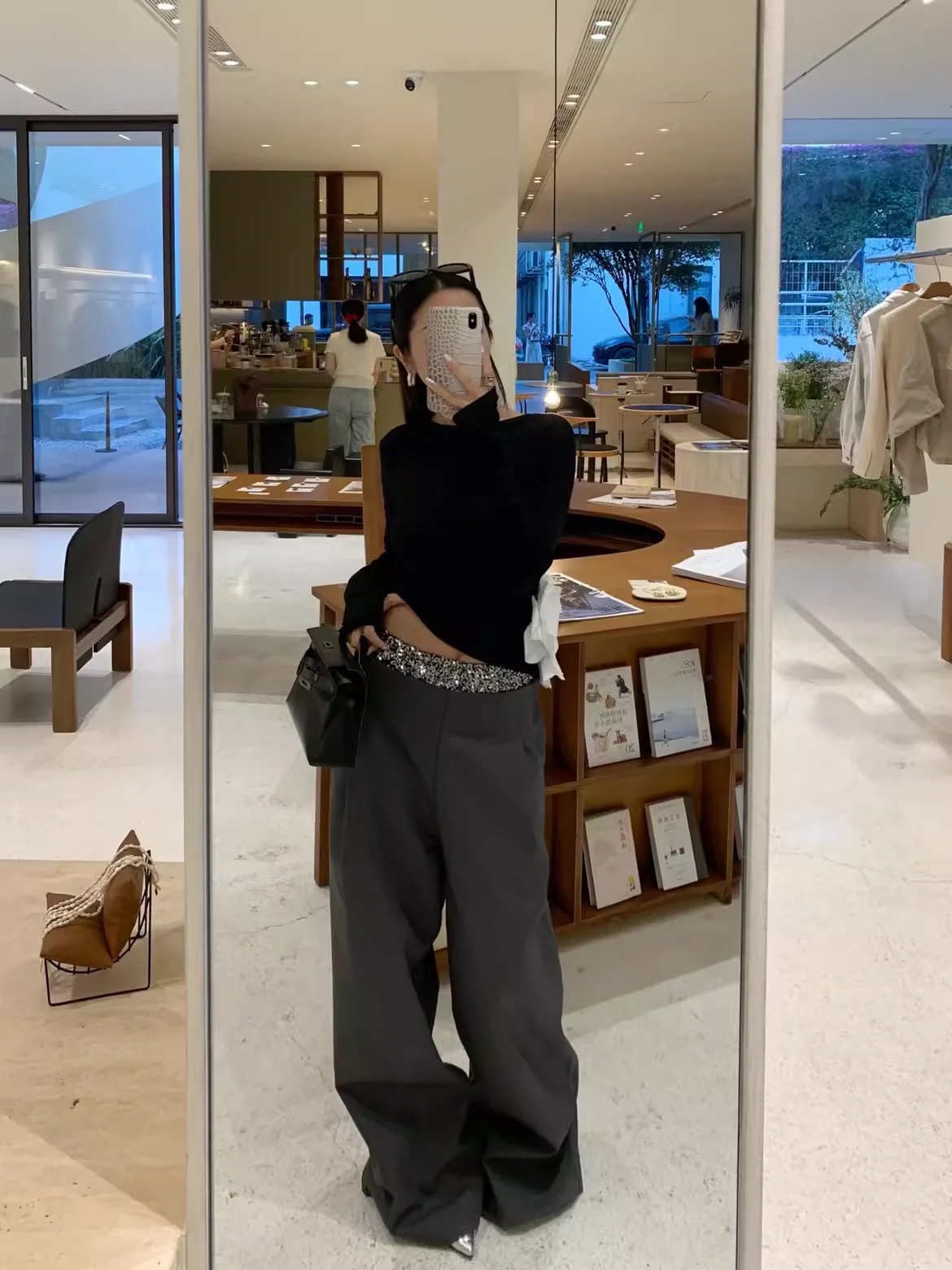 Pantalones de traje de lentejuelas de cintura alta para mujer, diseño de primavera 2024, pantalones largos con un toque de alta gama, aptos para mujeres pequeñas, pantalones de pierna ancha que realzan la altura image 3