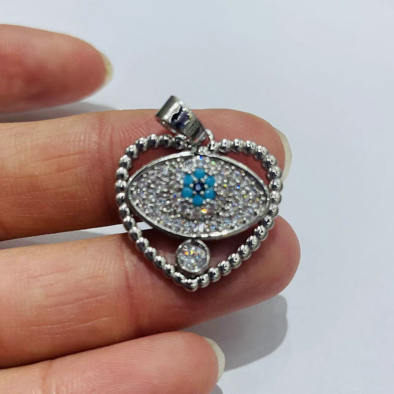 6g Weight Pendant Jewelry Making Type 1 Piece Quantity Daily, Street Occasion Copper Material Geometric, Devil's Eye, Heart Shape Pattern All Seasons Season Unisex Gender Plating Design Vintage Style, Classic Style Style 1 Piece Copper Geometric Devil's Eye Heart Shape Pendant 7