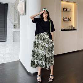 大码女装2023夏新款/宽松160斤胖MM拼色拼接不规则裙摆短袖连衣裙