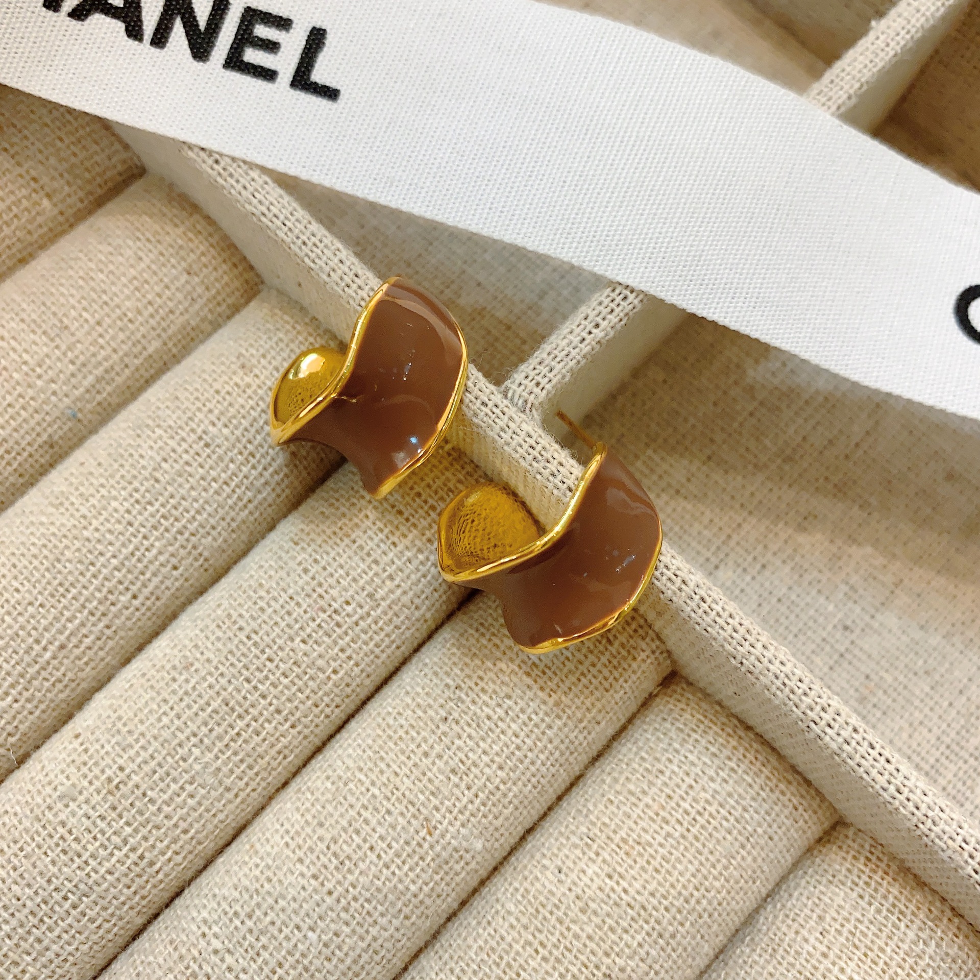 Matsumoto Eina's Same C-shaped Wide-face Earrings,Irregular Gold-plated Dripping Oil,High-end Sense,Distressed Simple Earrings And Earrings