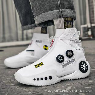 �羳�@��Ь���ļ��r�аٴ�ߎ������ꌍ��Ħ��������W���\����