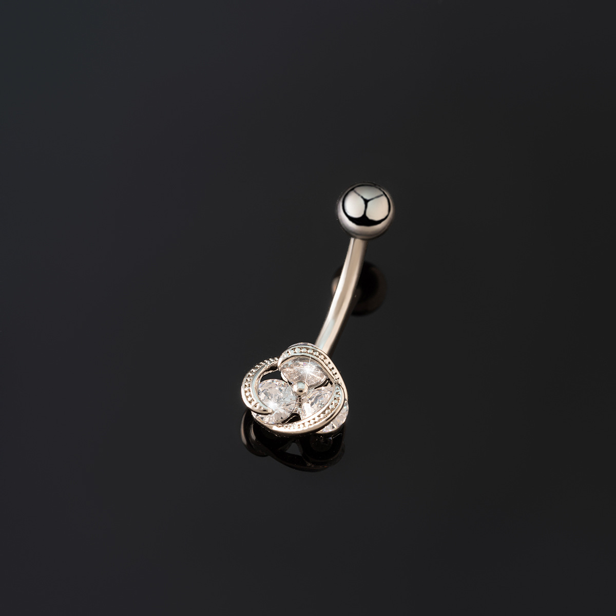 Piercing ombelico circolare con tre zirconi per donna_voghion.com