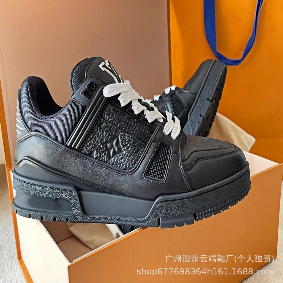 Pure Source Guangzhou Top Trainer, zapatos de skate para parejas, paquete completo de zapatos casuales de cuero para hombres y mujeres.