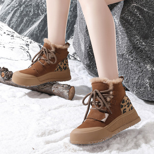 Thick-soled snow boots women's 2024 winter new fleece-lined thickened northeast warm cotton shoes high-rise temperament short boots