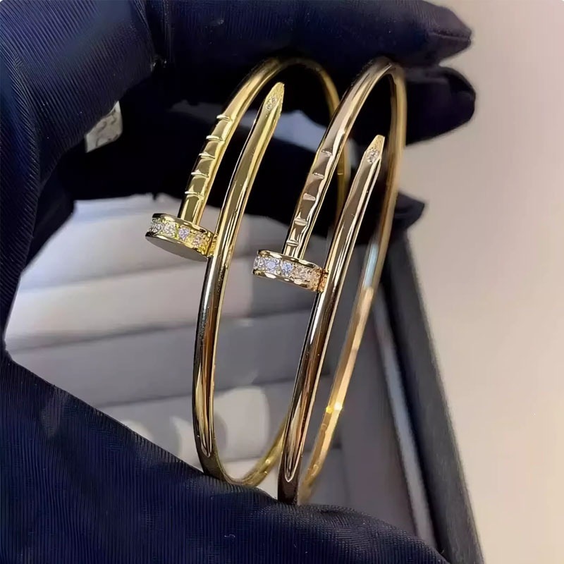 Yellow gold·coarse nail head and tail drill