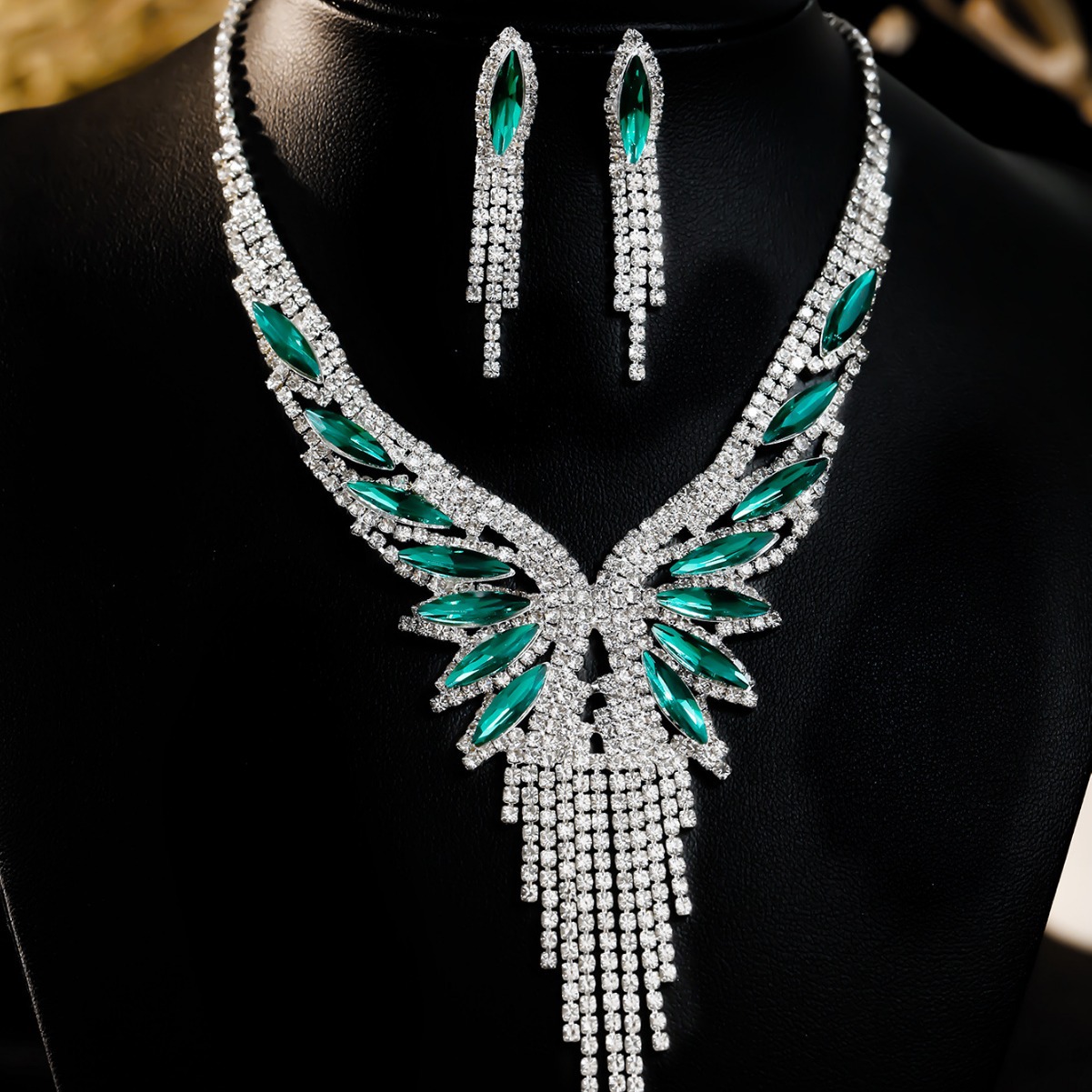 bridal necklace set earring jewelry set banquet dress set necklace fashionable and versatile temperament accessories_voghion.com