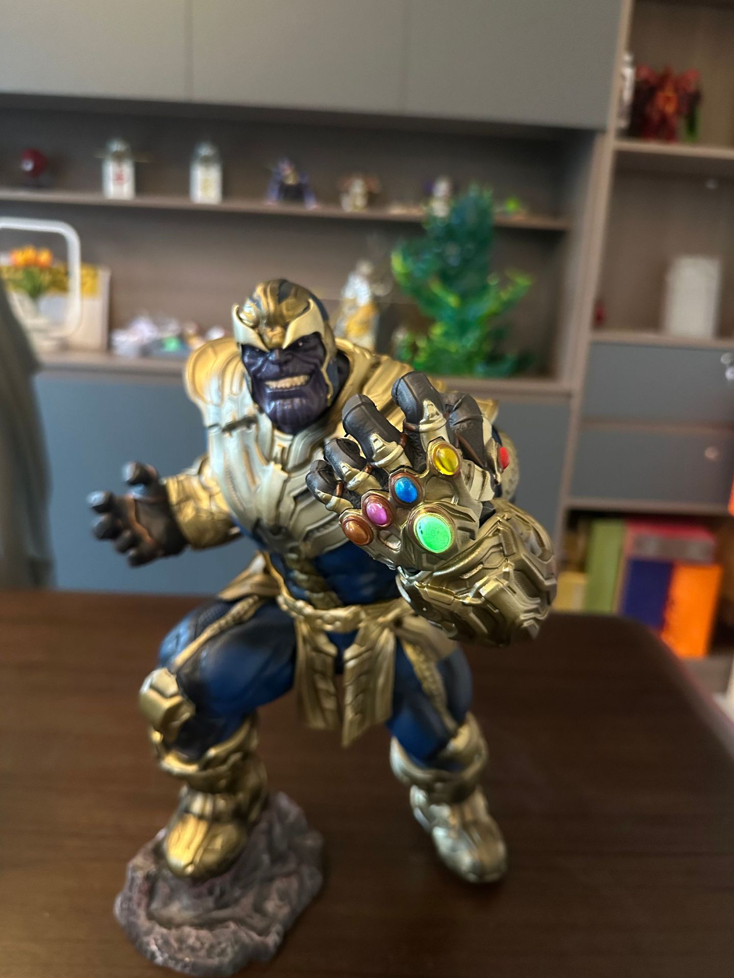 Thanos 40cm