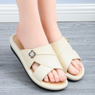 Non-Slip Home Mid-Heel Wedge Non-Absorbent Slip-On Slip-On Women's Fashionable Outer Wear Casual and Comfortable Versatile