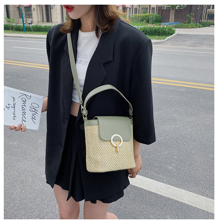 Handheld Damen Eimer Urlaub 2024 Frühjahr/Sommer neue Crossbody Stroh Rattan gewebt Mode kleine Tasche_voghion.com