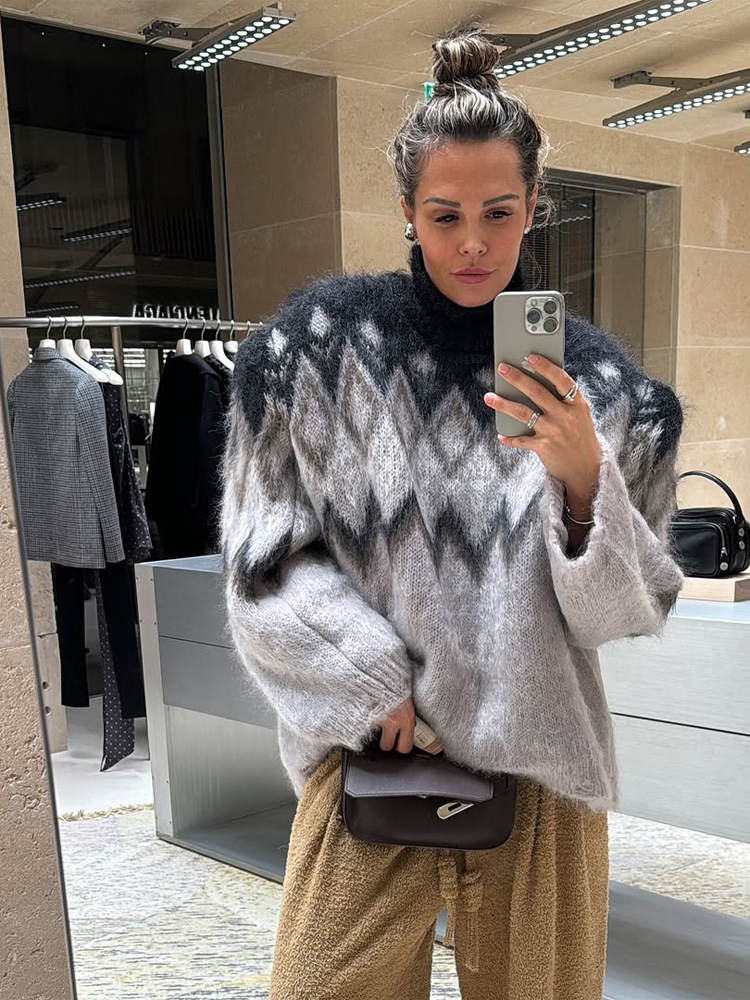 Temperamento de moda, estilo relajado, suéter de cuello alto en forma de diamante, otoño y invierno de 2025, nuevo estilo europeo y americano transfronterizo