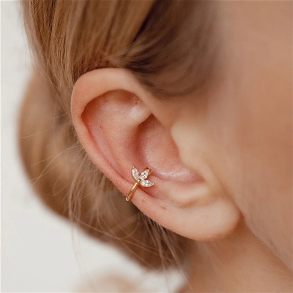 1 Piece Simple Style Geometric Plating Inlay Sterling Silver Zircon Earrings display picture 5