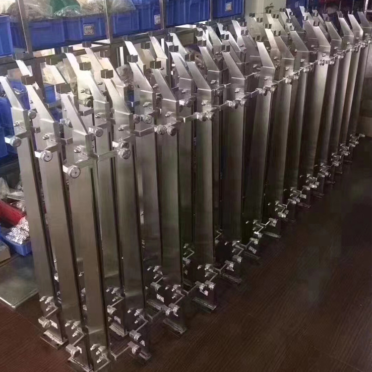 304 scenic spot station railing handrail glass fence balcony outdoor engineering 201 stainless steel staircase non-standard column