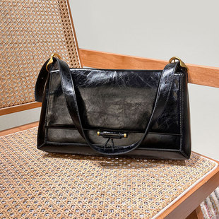 ����Ӣͬ�������̖Ҹ�°�Ů2023�¿�ܛƤŮ���μ���������]���