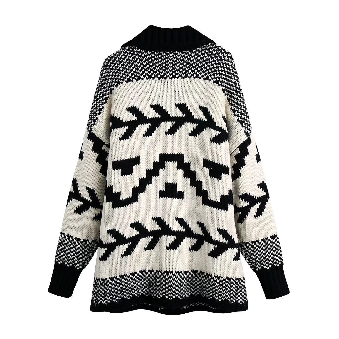 Black & White Jacquard Knitted Sweater Cardigan NSBRF101640