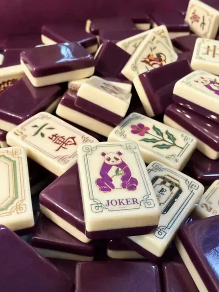 (Wholesale in Stock) American-Style Mahjong Tiles No. 36, Acrylic Purple-Red Panda Design, Suitable for Home Use and Gift-Giving, Hand-Crafted Mahjong