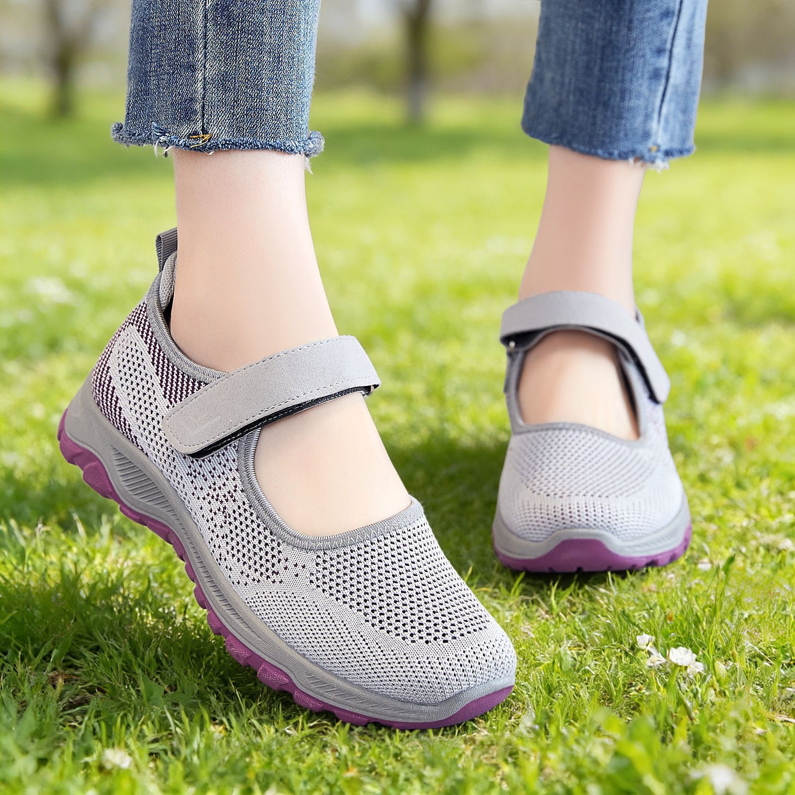 Zapatos de mujer transfronterizos zapatos de madres zapatos de mediana edad zapatos casuales zapatos velcro velcro zapatos de hombre mayor