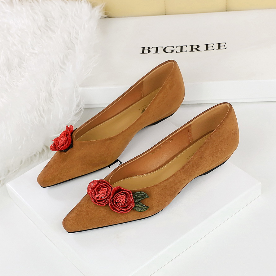 3683-H85 Chinese Style Niche Shallow Mouth Single For Women Pointed Toe Suede Women's Wedge Flower Comfortable Low Heel_vogvips.com