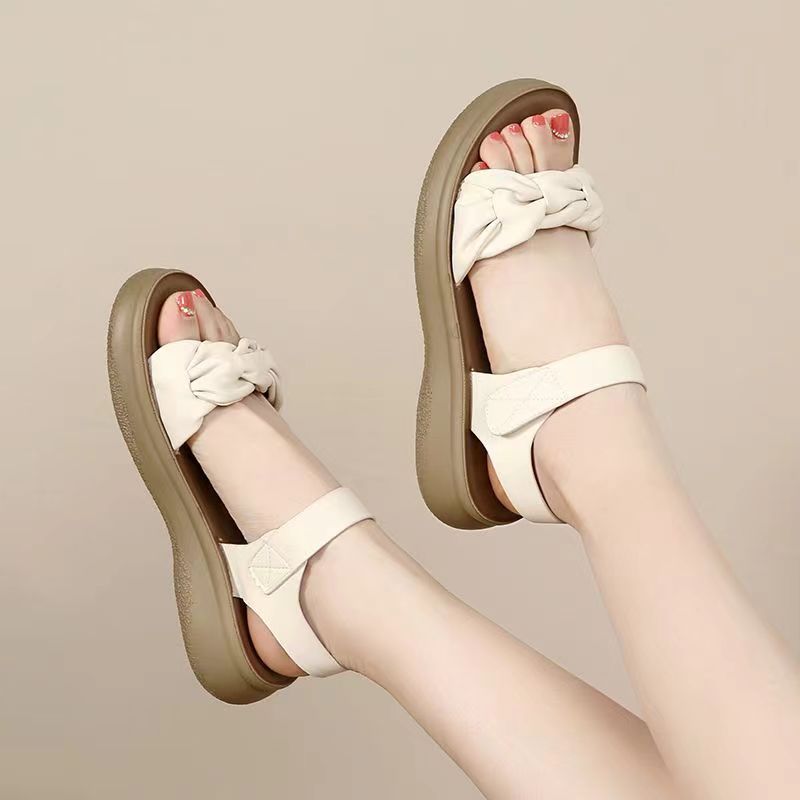 2026 verano nuevo arroz blanco sandálias suaves con arco de goma anti-deslizante zapatos casuales romanos planos