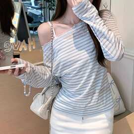 韩系温柔风蕾丝拼接条纹长袖T恤女2026春夏宽松露肩薄款减龄上衣