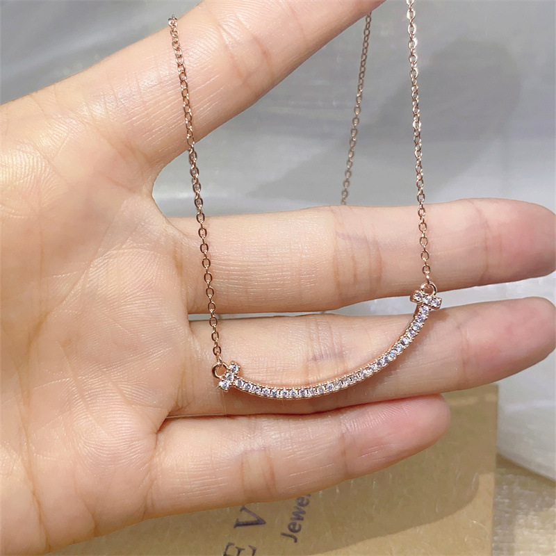 Daily Occasion 304 Stainless Steel Material Smile Face Pattern PVD Coated Real Gold Plated Smile Face Stainless Steel Modern Style Waterproof Non Tarnish Necklace