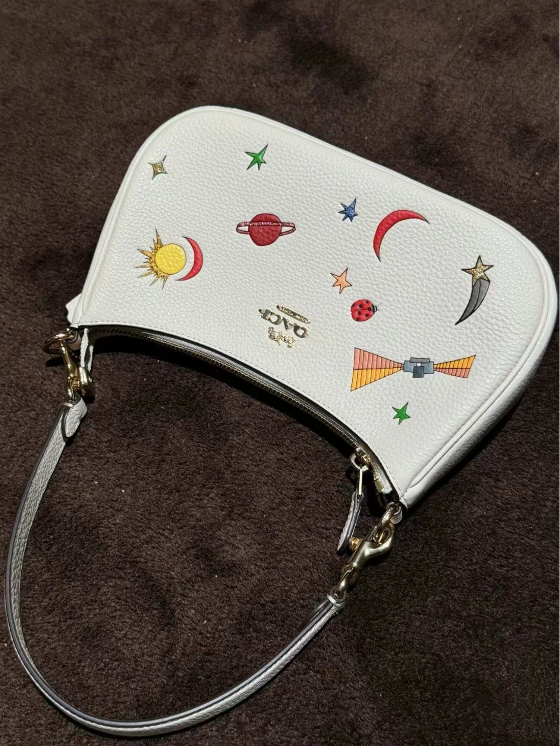  atmospher ic one-shoulder bag, chain, handheld shoulder bag, wide color palette, chain bag