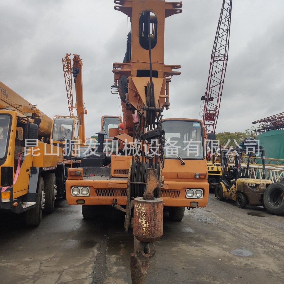 50吨多田野汽车吊.二手汽车吊.起重机25吨吊车