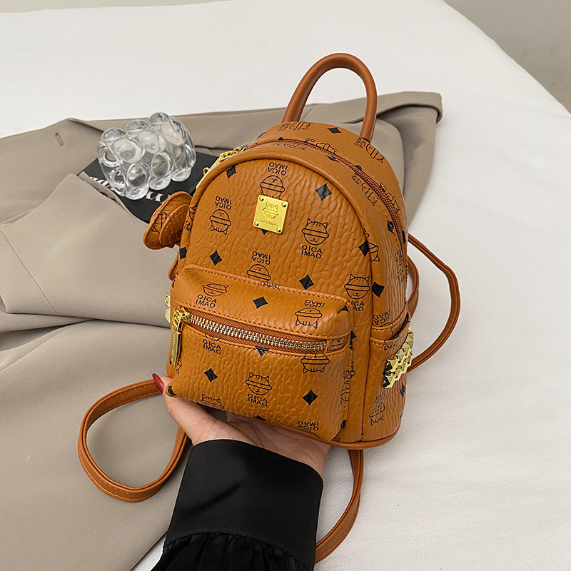 Bolsa amarilla desnuda