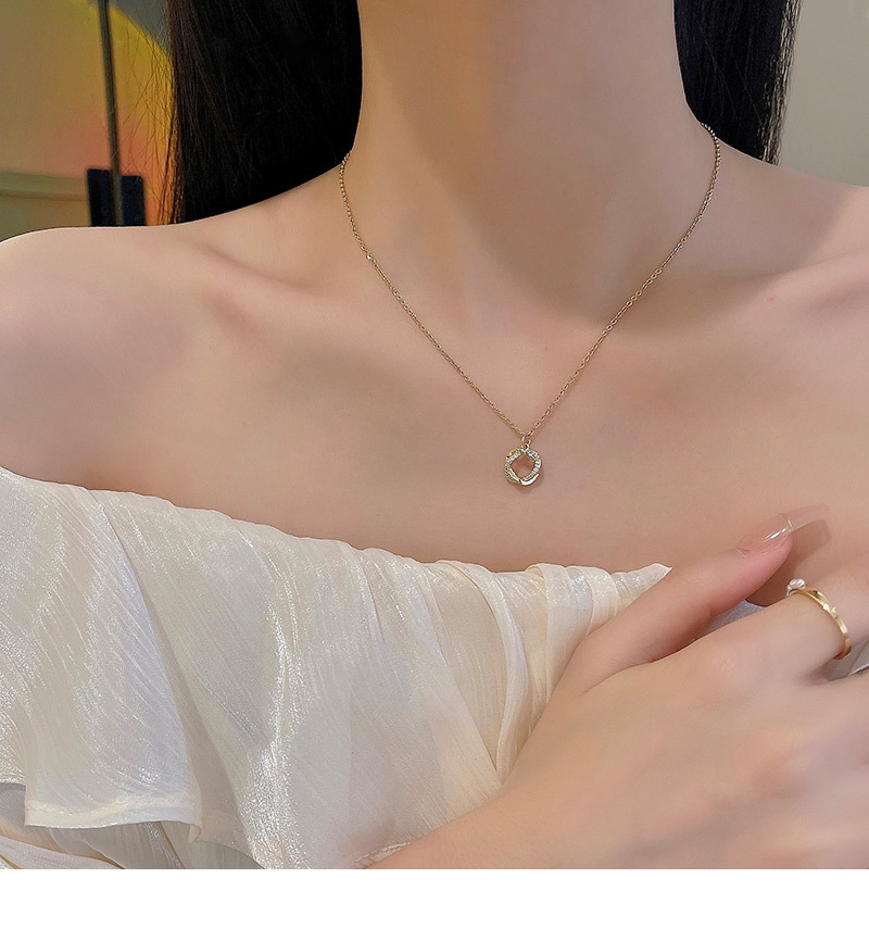 Simple Style Geometric Copper Inlaid Zircon Necklace 1 Piece