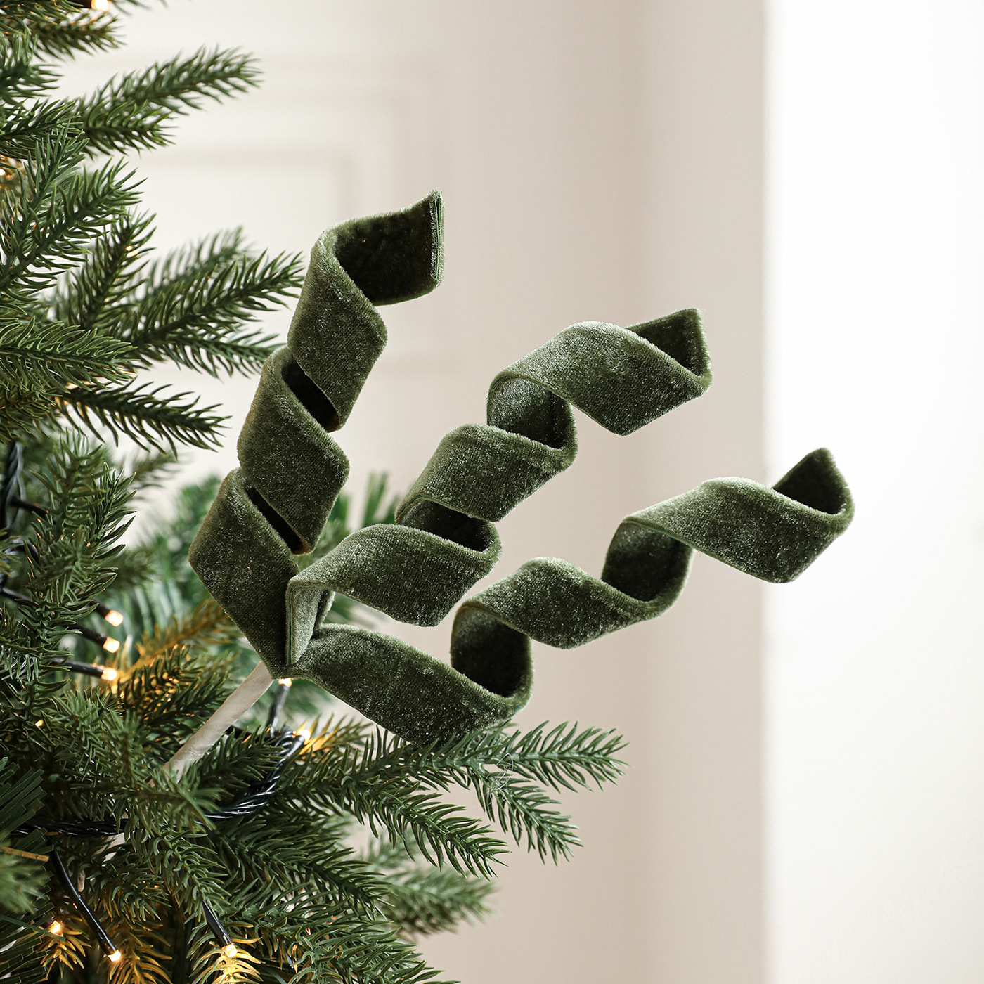 Nueva cascada de cabello verde rizado flor de fiestas de flores de decoración de Navidad decoración de árbol de Navidad caja de regalo de flores