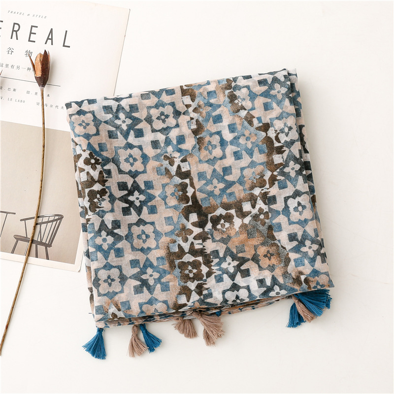 Geometric Pattern Color Gradient Geometric Tassel Thin Section Yarn Long Section Sunscreen Shawl Gauze Scarf