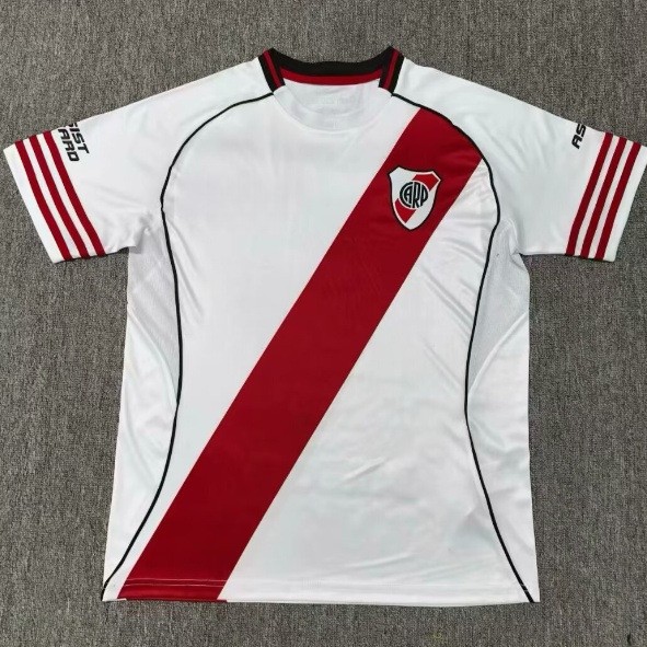 River Plate Retro Futbol Forması - Qısaqollu Fan Jersey