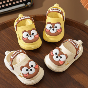 Children's Korean Style New Summer Slippers 2024 Girls' Fashionable Closed-Toe Slippers with a Soft Cushioning Feel for Outdoor Casual Beach Shoes
