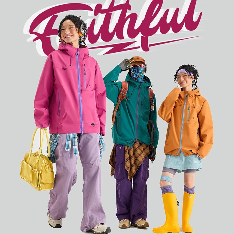 Soft Shell Jacket for Men and Women, Autum Windproof and Waterproof Hiking and Mountaineering Clothing, Sports Outdoor Hooded Jacket