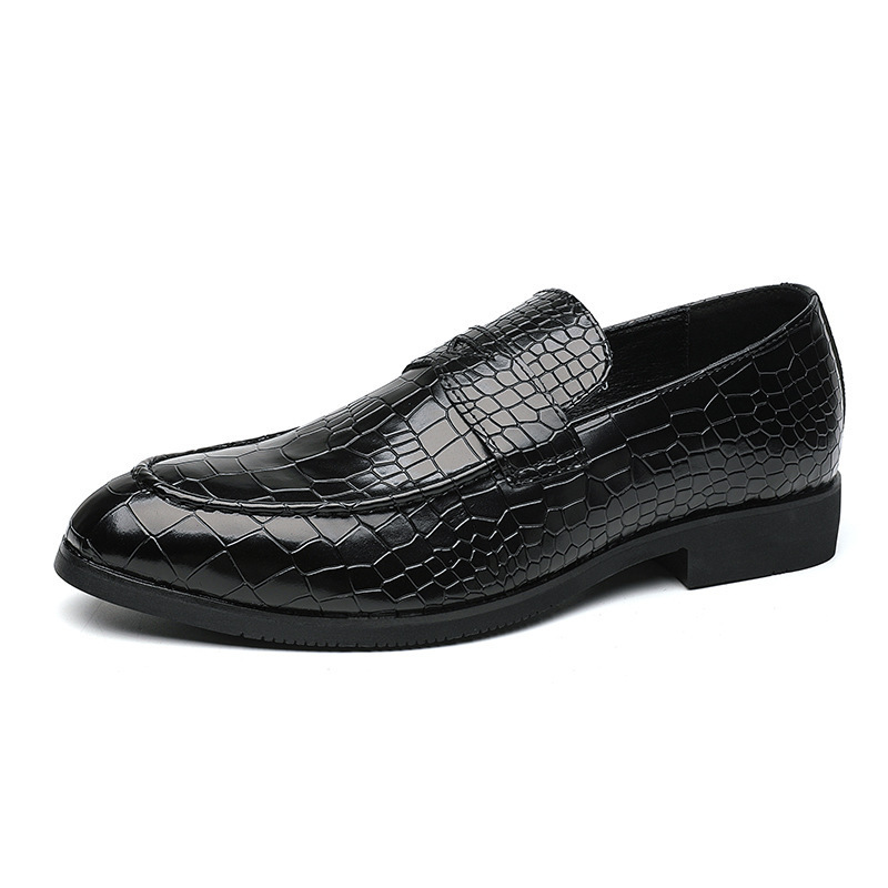 Zapatos de cuero de punta para hombres británicos, zapatos de cuero de barrio barnizado transfronterizos de tamaño grande, zapatos de cuero con patrón de cocodrilo. image 6